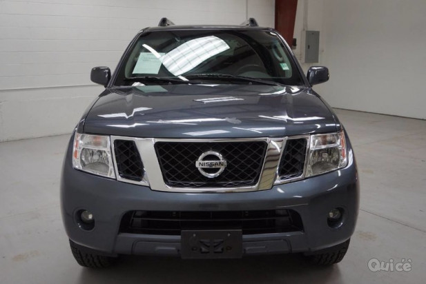 Nissan Pathfinder SE del 2010 foto-367805