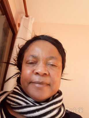 Cerco lavoro come Badante e assistenza anziani foto-43190