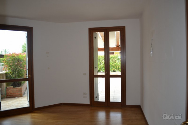 B183 ZONA SAN BIAGIO 2 CAMERE P.TERRA foto-23756