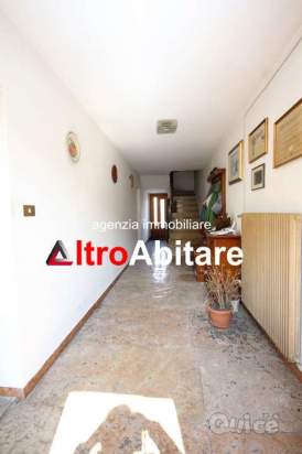 LENTIAI. Porzione terra-cielo di grande volumetria a Borgo Valbelluna foto-380161