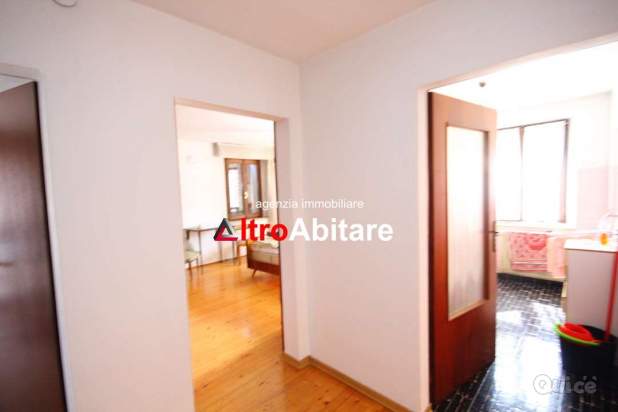 LENTIAI. Porzione terra-cielo di grande volumetria a Borgo Valbelluna foto-380163