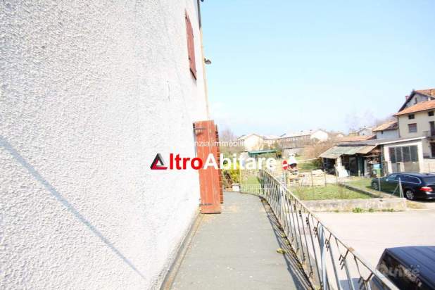 LENTIAI. Porzione terra-cielo di grande volumetria a Borgo Valbelluna foto-380168