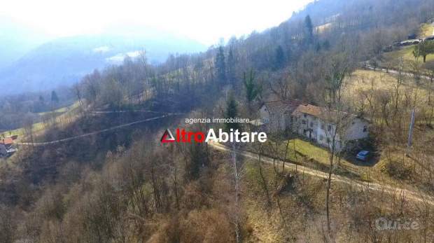 Bosco ceduo di 30.000 mq con rustico da ristruttur a Borgo Valbelluna foto-380177