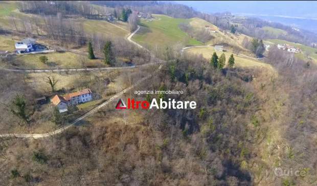 Bosco ceduo di 30.000 mq con rustico da ristruttur a Borgo Valbelluna foto-380179