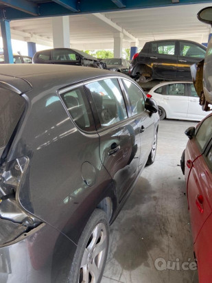 Peugeot 3008 del 2011 1.6 d per pezzi di ricambio foto-23994