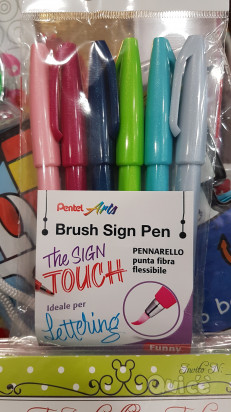 Pentel Brush Sign Pen, pennarelli con punta flessibile   foto-384705