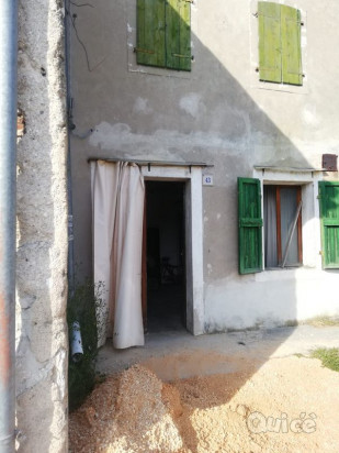 Piccola porzione su tre livelli - V1489 foto-45615