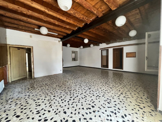 Complesso di appartamenti ed attivit&agrave; commerciali - V1495 foto-401046