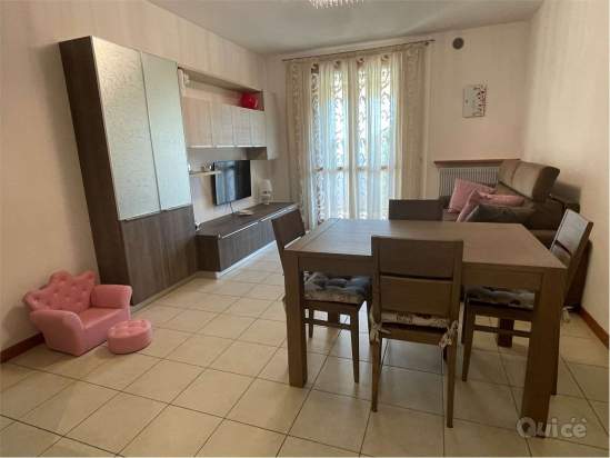 APPARTAMENTO 3 CAMERE A COLLE UMBERTO a Colle Umberto foto-401780