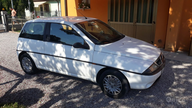 Y ELEFantino foto-48683