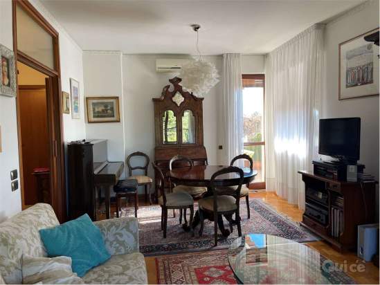 BEL 4 CAMERE PANORAMICO ULTIMO PIANO VITTORIO V.to a Vittorio Veneto foto-427509