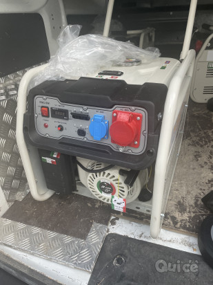 Generatore di corrente  foto-433791