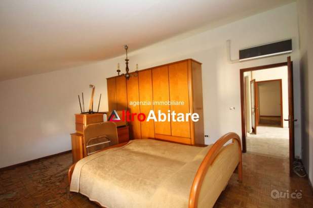 Casa singola con 2 appartam. indipendenti a Feltre foto-434959