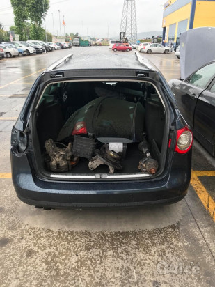 Volkswagen passat per pezzi di ricambio foto-30931