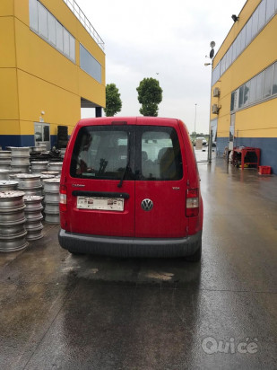 Volkswagen Caddy del 2008 per pezzi di ricambio foto-30935