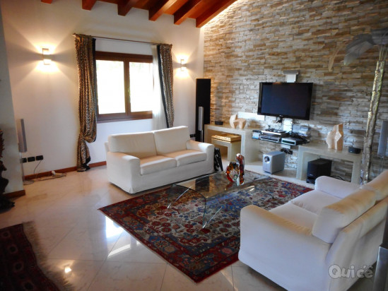 UD 12 &ndash; Latisana, villa con giardino  foto-32540