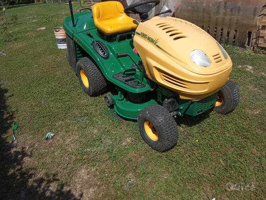 Trattorino rasaerba foto-6784