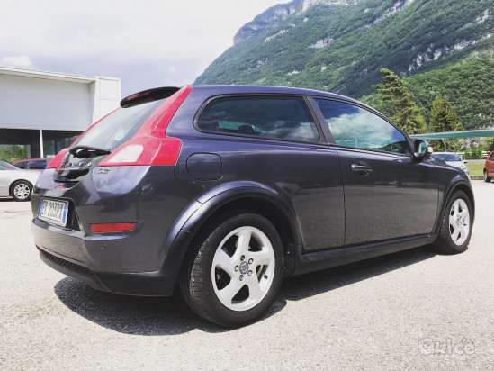VOLVO C30 D2 Momentum 1.6D unicopropietario  foto-39416