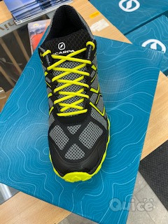 SCARPA MOD PROTON IDEALE PER CORSE E CAMMINATE IN MONTAGNA E STERRATO TUTTE LE MISURE foto-763