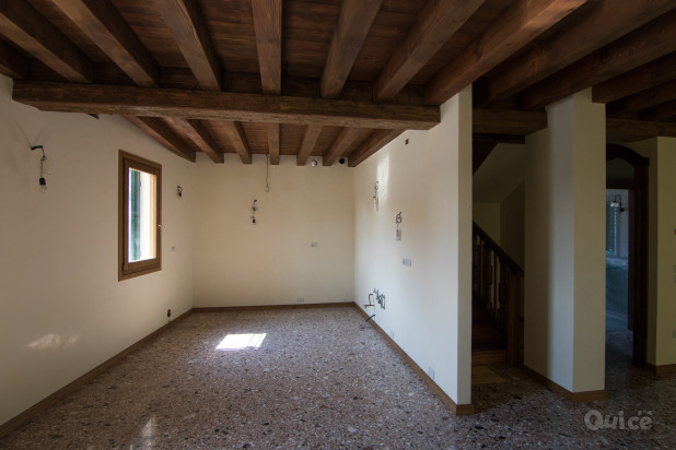 Bellissima porzione in borgo foto-8133