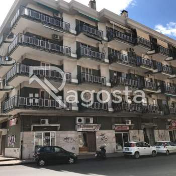 Appartamento in vendita a Salerno (Salerno)