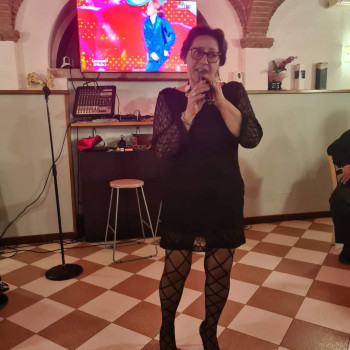Paola, amante dei giri in moto. 