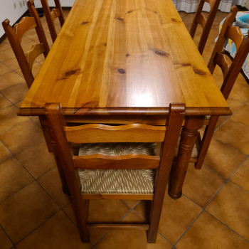 Tavolo grande 8 sedie credenzino/vetrinetta da taverna  