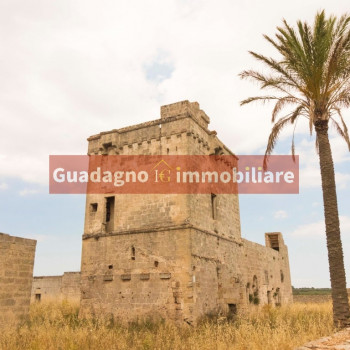 Surano - Masseria ideale investimento  per uso alberghiero