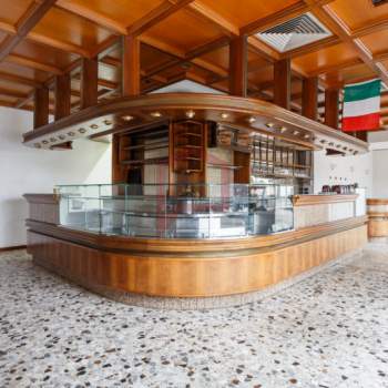 Attivita commerciale in vendita a Martellago (Venezia)