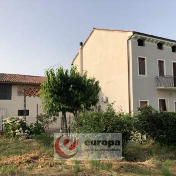Bifamiliare in vendita a Vicenza (Vicenza)