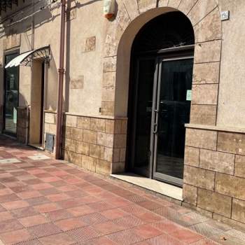 Negozio in affitto a Terrasini (Palermo)