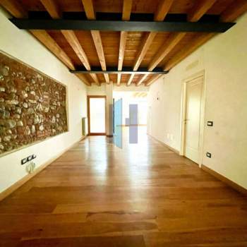 Appartamento in vendita a Brescia (Brescia)