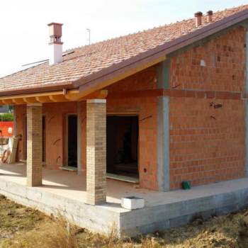 Bifamiliare in vendita a Santa Maria di Sala (Venezia)