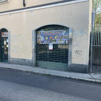 Negozio in vendita a Monza (Monza e della Brianza)