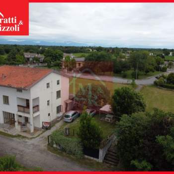 Bifamiliare in vendita a Castions di Strada (Udine)