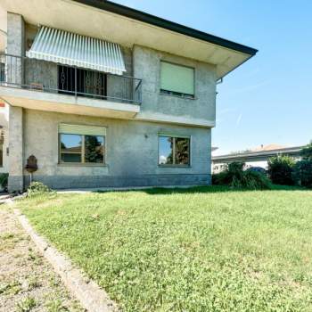 Appartamento in vendita a Borgomanero (Novara)