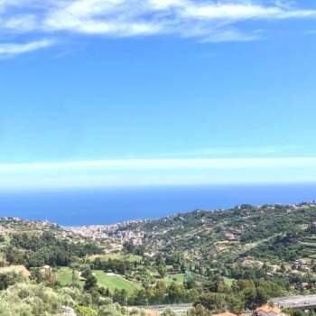 Villa in vendita a Sanremo (Imperia)