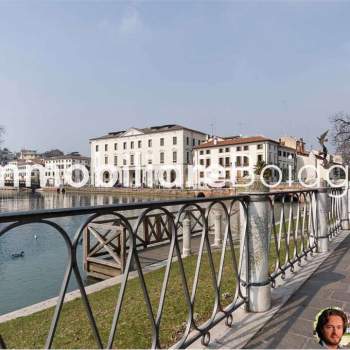 Centro storico tricamere con garage su misura... a Treviso