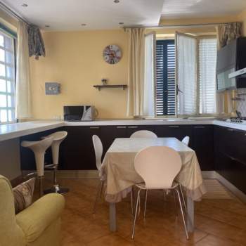 Appartamento in vendita a Viagrande (Catania)