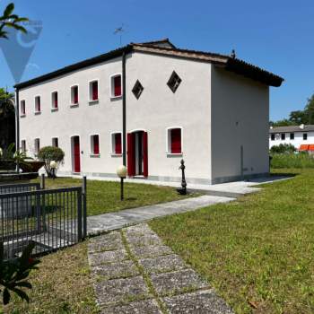 Villa in vendita a Stra (Venezia)