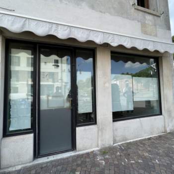 Negozio in affitto a Este (Padova)