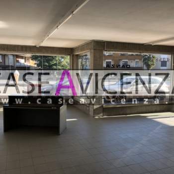 Negozio in vendita a Camisano Vicentino (Vicenza)