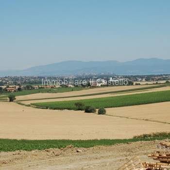 Terreno in vendita a Paciano (Perugia)