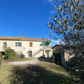 Casa a schiera in vendita a Castiglione del Lago (Perugia)