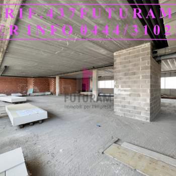 Ufficio in vendita a Vicenza (Vicenza)