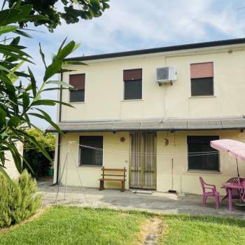 Bifamiliare in vendita a Piacenza d'Adige (Padova)