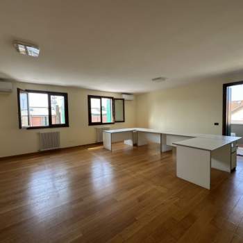 Appartamento in vendita a Rovigo (Rovigo)