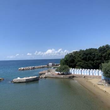 Appartamento in vendita a Trieste (Trieste)