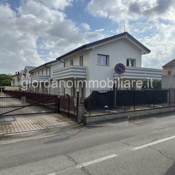 Villa in vendita a Arcore (Monza e della Brianza)