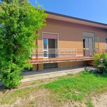 Bifamiliare in vendita a Valeggio sul Mincio (Verona)